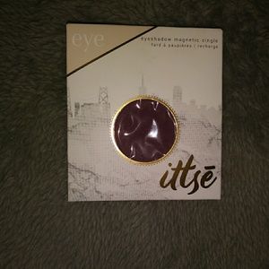 🍃 Ittsé Changing to Flats Eyeshadow Single